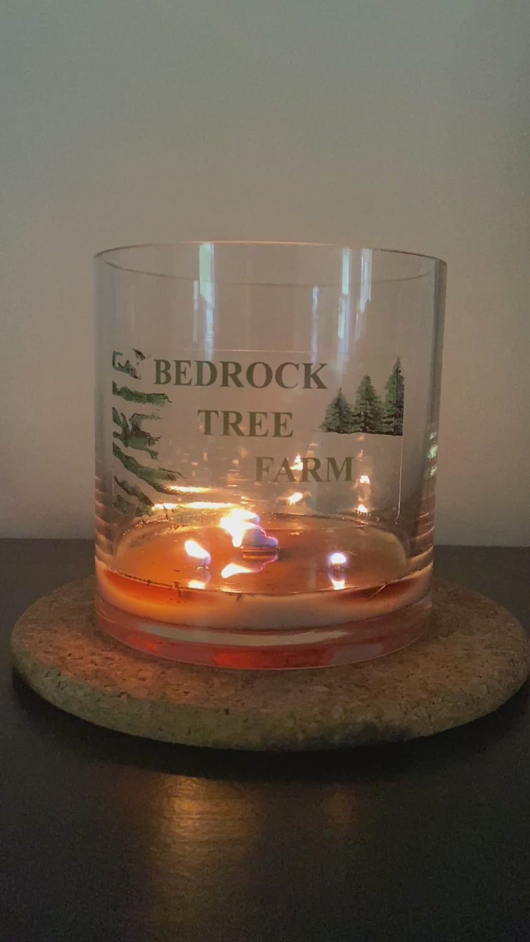 Burns all the way to bottom evenly when burned properly (all 4 wicks to a full melt pool every burn).